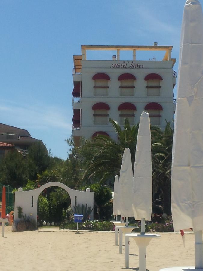 Hotel Silvi Silvi Marina Εξωτερικό φωτογραφία